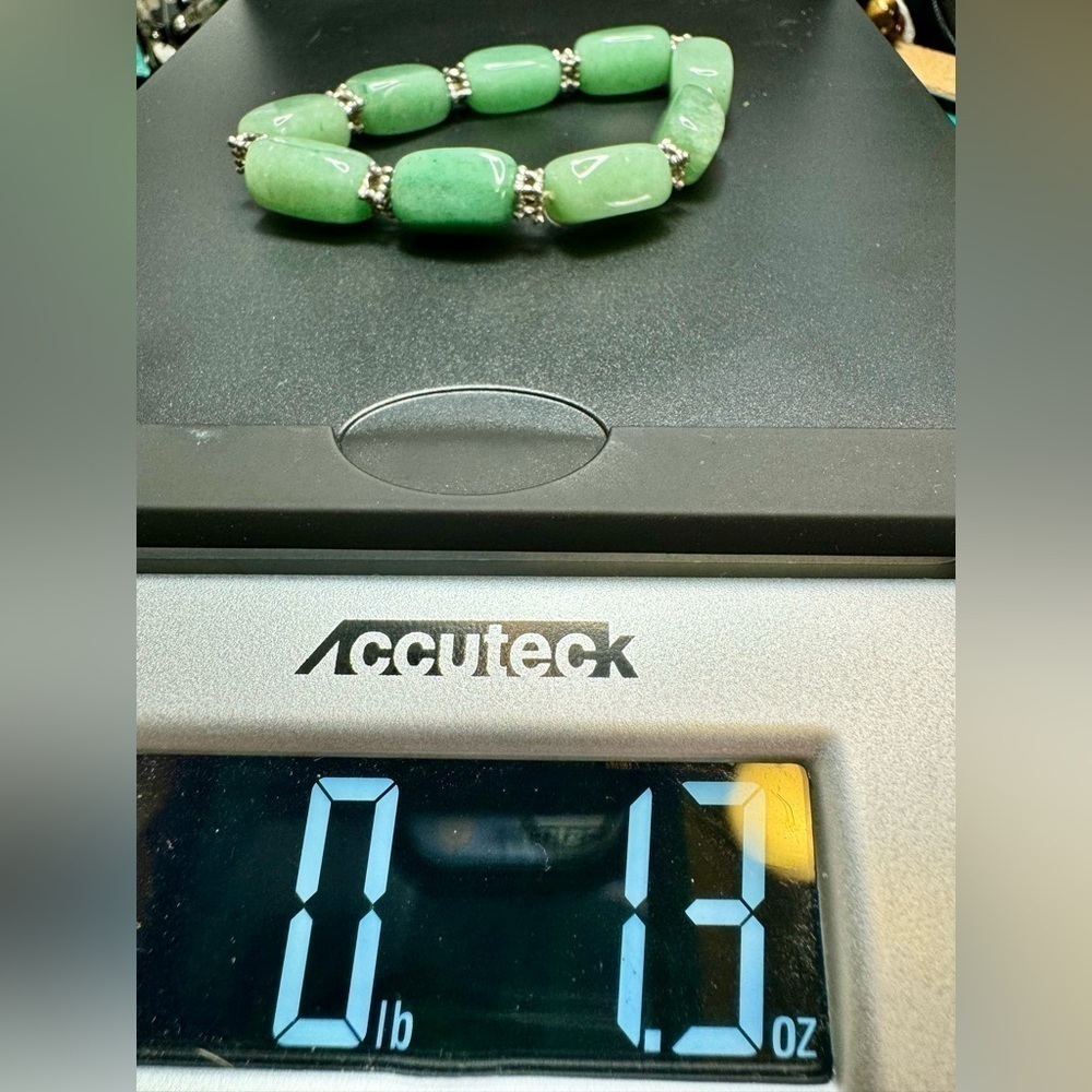Green Aventurine Gemstone Bead‎ Stretch Bracelet - Picture 5 of 6